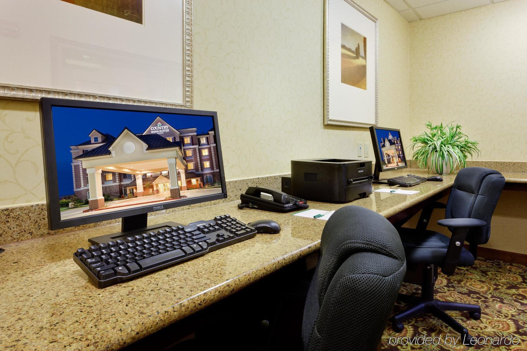 Country Inn & Suites By Radisson, College Station, Tx Съоръжения снимка